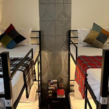 Machabelli 11A Hostel Тбилиси Екстериор снимка